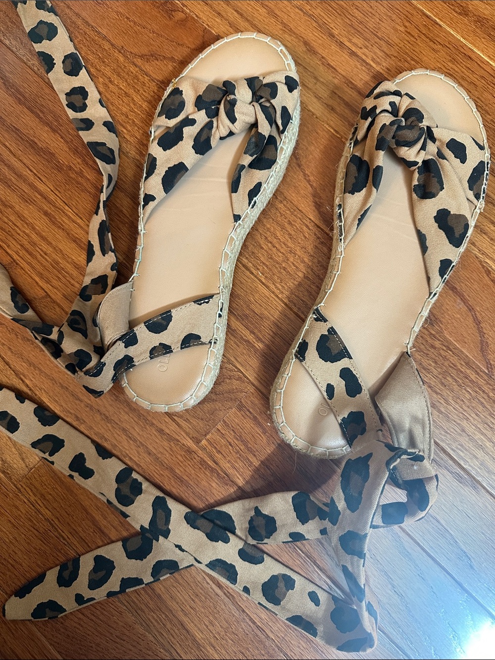Old Navy Leopard Print Tie-Wrap Espadrille Sandals - Tan & Black